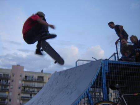 moi en flip front